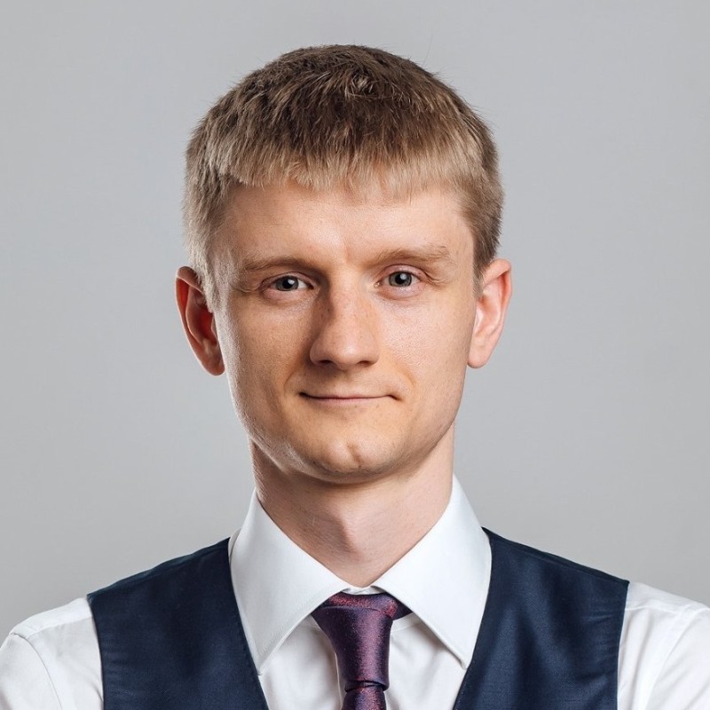 Максим Колпаков